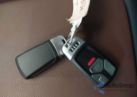 2018 Audi Q5 2.0T Premium/2.0T Tech Premium из США, поврежденный, VIN WA1BNAFY1J2082091